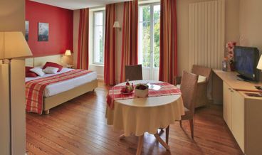 Bild på Studio (2 persons)-1 Queen Bed Non Refundable Free WiFi Free self parking