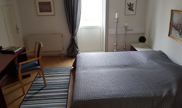Bild på Double Room, Shared Bathroom, Garden View (Annexet)-1 Queen Bed Free WiFi Free self parking