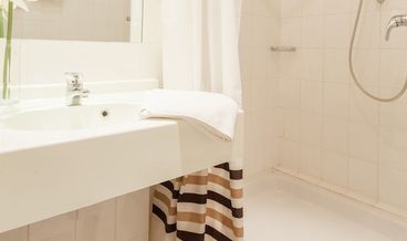 Bild på Classic Double Room, 2 Twin Beds-2 Twin Beds Free WiFi Free self parking Free breakfast