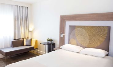 Bild på Classic Double Room, 1 Double Bed with Sofa bed-1 Double Bed and 1 Double Sofa Bed Non Refundable Free WiFi