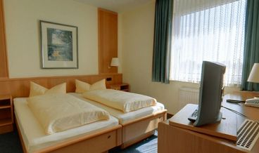 Bild på Standard Double Room-1 Queen Bed Free WiFi Free self parking Free breakfast