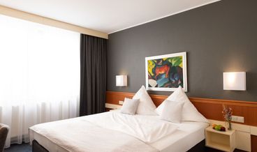 Bild på Comfort Double Room-1 King Bed Non Refundable Free WiFi Free self parking
