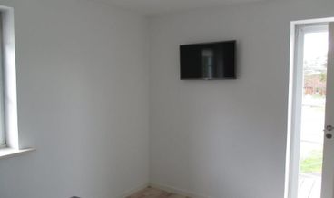 Bild på Apartment, 1 Bedroom-1 Double Bed and 1 Double Sofa Bed Free WiFi Free self parking