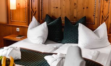 Bild på Standard Double Room, Balcony-1 Queen Bed Non Refundable Free WiFi Free self parking Free breakfast