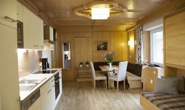 Bild på Double Room, 1 Bedroom, Non Smoking, Mountain View-1 King Bed Free WiFi Breakfast buffet Free self parking