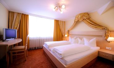 Bild på Standard Double or Twin Room-2 Twin Beds Free WiFi Free self parking