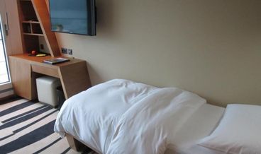 Bild på Superior Double Room (Campus View)-2 Twin Beds Non Refundable Free WiFi Breakfast buffet