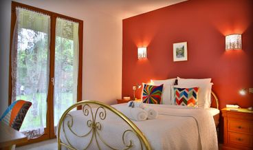 Bild på Classic Studio, 2 Twin Beds, Garden View-2 Twin Beds Non Refundable Free WiFi Free self parking