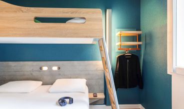 Bild på Room, Multiple Beds-1 Double Bed and 1 Twin Bunk Bed Non Refundable Free WiFi