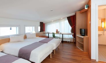 Bild på Standard Room, 2 Twin Beds-2 Twin Beds Non Refundable Free WiFi