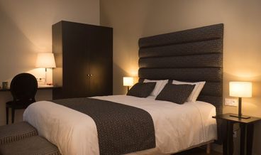 Bild på Standard Double Room, Private Bathroom, Courtyard View-1 King Bed Free breakfast Free self parking