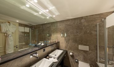 Bild på Cosy Plus Double Room-1 Double Bed Non Refundable Free WiFi Free breakfast Free valet parking Free parking