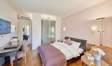 Bild på Small Room (Bed: 135x200cm)-1 Double Bed Non Refundable Free WiFi Free breakfast