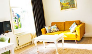 Bild på Junior Studio Suite, 1 Queen Bed, Non Smoking, Kitchen-1 Queen Bed Non Refundable Free WiFi