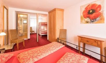Bild på Double Room-1 Double Bed Non Refundable Free WiFi Free self parking