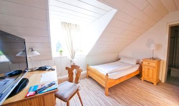Bild på Twin Room, Ensuite-2 Twin Beds Free WiFi Free self parking