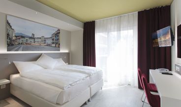 Bild på Modern Double Room-1 Double Bed Non Refundable Free WiFi Free breakfast