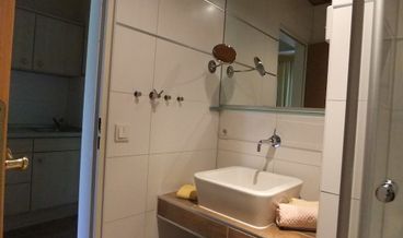 Bild på Superior Double Room (Sun View)-1 King Bed Non Refundable Free WiFi Breakfast buffet Free self parking