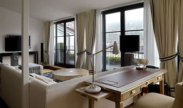 Bild på Deluxe Suite-1 Queen Bed Non Refundable Free WiFi Free breakfast
