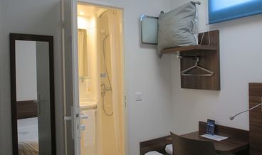 Bild på Economy Double Room-1 Double Bed Non Refundable Free WiFi