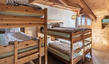 Bild på Quadruple Room-2 Twin Bunk Beds Non Refundable Free WiFi Free self parking Free breakfast