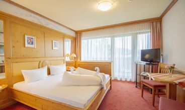 Bild på Basic Double Room-1 King Bed Non Refundable Free WiFi Free self parking Free breakfast
