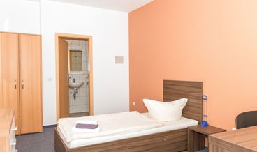 Bild på Double or Twin Room-2 Twin Beds Non Refundable Free WiFi Free self parking