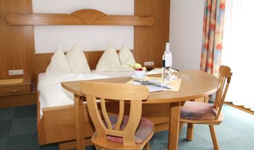 Bild på Double Room-1 Double Bed Non Refundable Free WiFi Free self parking Free breakfast