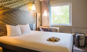 Bild på Twin Room (New Sleep Easy Concept)-2 Twin Beds Non Refundable Free WiFi