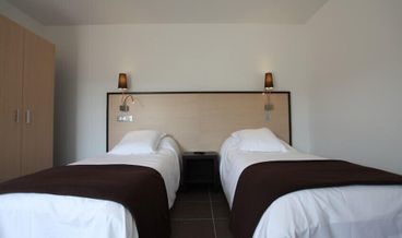 Bild på Superior Double Room-1 Queen Bed Non Refundable Free self parking Free WiFi