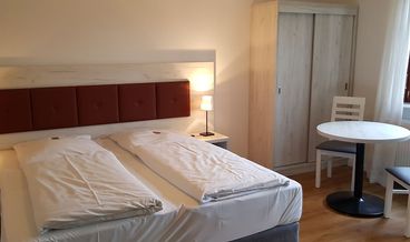 Bild på Basic Double Room, 1 Double Bed, Non Smoking-1 Double Bed Non Refundable Free WiFi Free self parking