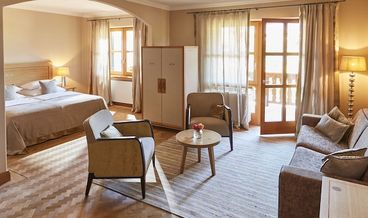 Bild på Premium Double Room, 1 King Bed-1 King Bed Non Refundable Free WiFi Free valet parking Breakfast buffet Free self parking