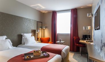 Bild på Superior Room, 2 Twin Beds, Non Smoking (Executive Level)-2 Twin Beds Non Refundable Free WiFi