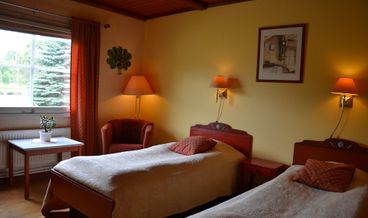 Bild på Standard Double or Twin Room, 2 Twin Beds, Non Smoking, Garden View-2 Twin Beds Non Refundable Free WiFi Free self parking Breakfast for 2
