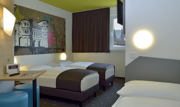 Bild på Double Room-1 Queen Bed Non Refundable Free WiFi Free self parking