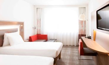 Bild på Family Room, 1 Queen Bed with Sofa bed-1 Queen Bed and 1 Double Sofa Bed Non Refundable Free WiFi