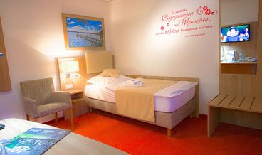 Bild på Classic Double Room (Seeschlösschen)-1 Double Bed Free WiFi Free self parking Free breakfast