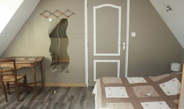 Bild på Double Room (De la Comba)-1 Queen Bed Free breakfast Continental breakfast for 2 Free self parking Free WiFi
