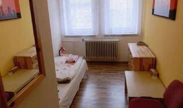 Bild på Standard Double or Twin Room, Refrigerator-1 Queen Bed Free WiFi Free self parking