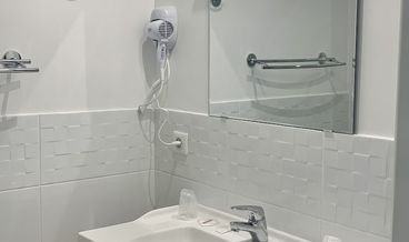 Bild på Economy Double Room, Non Smoking, Courtyard View-1 Double Bed Free WiFi