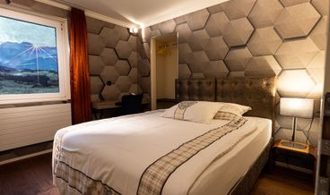 Bild på Standard Double Room-1 Queen Bed Non Refundable Free WiFi Breakfast buffet