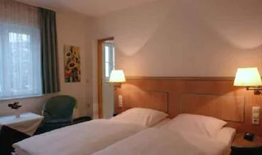 Bild på Double Room-1 Double Bed Non Refundable Free WiFi Free self parking Free breakfast