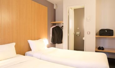 Bild på Twin Non-Smoking Room-2 Twin Beds Free WiFi Free self parking