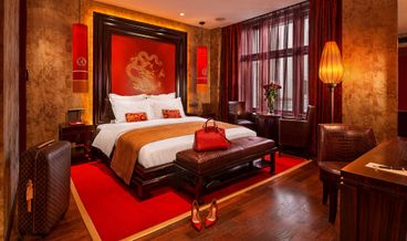 Bild på Superior Room-1 King Bed Non Refundable Free WiFi Breakfast buffet