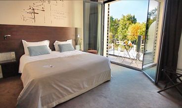 Bild på Standard Room, 1 Queen Bed (Twin bed on request)-1 Queen Bed Free self parking Free WiFi
