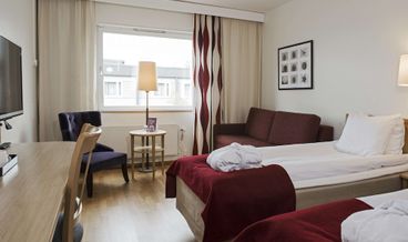 Bild på Family Twin Room-2 Twin Beds and 1 Double Sofa Bed Non Refundable Free WiFi Free self parking Free breakfast