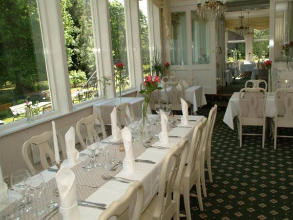 Hotell Plevnagården - Middagspaket - RESTAURANT