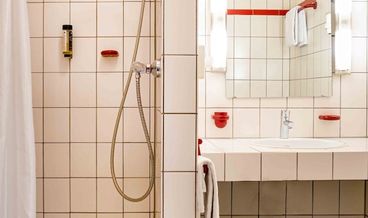 Bild på Standard Double Room-1 Queen Bed Non Refundable Free WiFi Free breakfast