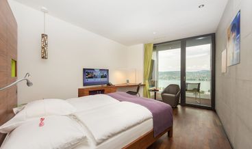 Bild på Design dubbelrum - 1 queensize-säng - sjöutsikt