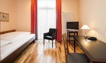 Bild på Business Double Room-2 Twin Beds Non Refundable Free WiFi Free minibar